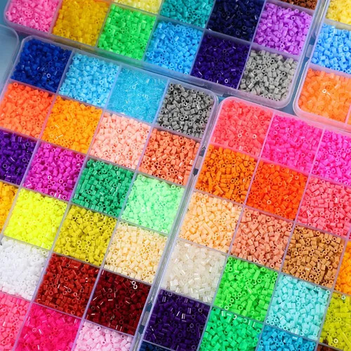 Vista 7 de Lenwen 52000 cuentas de fusible, 96 colores, 0.096 pulgadas, mini, fusible, cuentas derretidas con tableros de clavijas, juego de repuesto creativo