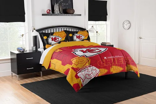 Vista 16 de Northwest NFL Unisex-Adult Comforter and Sham Set Safety