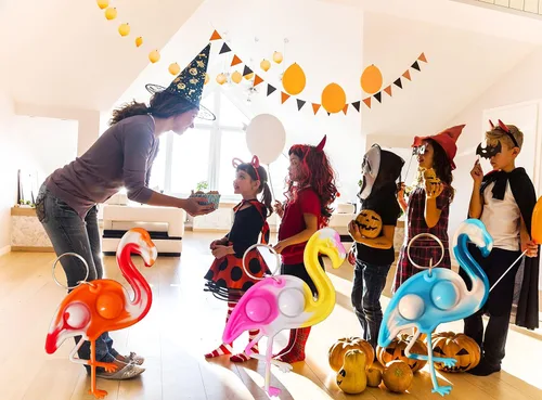 Vista 6 de Paquete de 30 juguetes divertidos de burbujas surtidos de flamencos para niños, niños, aulas, estudiantes, regalos de profesores, recuerdos