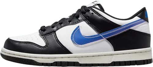 Vista 873 de Nike Kid's Dunk Low Sneaker
