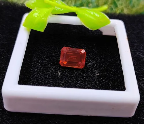 Vista 2 de Maravillosa Mejor Oferta 4.00 Quilates Tratado Natural Naranja Zafiro Sri Lanka Forma Esmeralda Certificado Piedra Preciosa #275, Gema, Sin gemas.