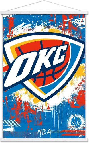 Vista 7 de Trends International NBA Oklahoma City Thunder - Póster de pared con logotipo Maximalist 23 con marco magnético Juego de perchas de madera de haya