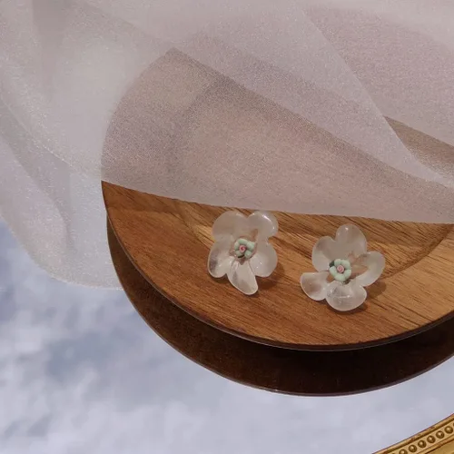 Vista 7 de 2 pares de aretes de resina de rosa transparente dulce para mujeres y niñas