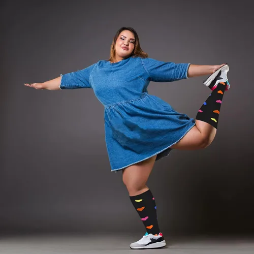 Vista 7 de 3 pares de calcetines de compresión de talla grande para mujeres y hombres, pantorrilla ancha de 20-33 mmhg, soporte extra grande hasta la rodilla