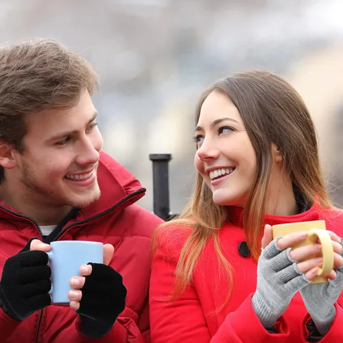 Vista 7 de SATINIOR 4 pares de guantes de invierno de medio dedo, guantes de punto sin dedos, guantes elásticos cálidos para hombres y mujeres