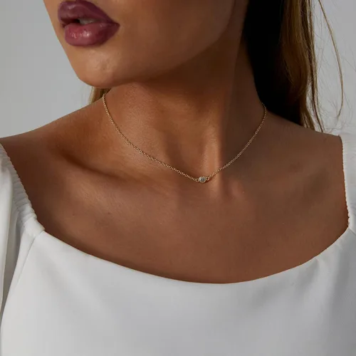 Vista 3 de ASCOMY Delicado collar con colgante solitario de diamante de circonita cúbica para mujer, chapado en oro de 14 quilates, redondo y cuadrado