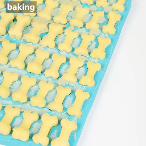 Vista 4 de Mini moldes de silicona de hueso de perro con raspador para hornear o congelar golosinas caseras para perros en formas de hueso de perro (S)