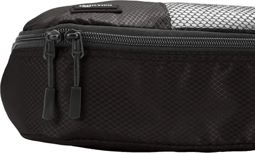 Vista 4 de Tienda Basics - Juego de 4 cubos de organizador de viaje, tamaño mediano, Negro, M