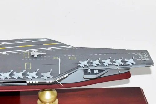 Vista 8 de USS John C Stennis CVN-74 Nimitz Class Carrier Modelo, azul marino, caoba, 24 pulgadas, Clase Nimitz