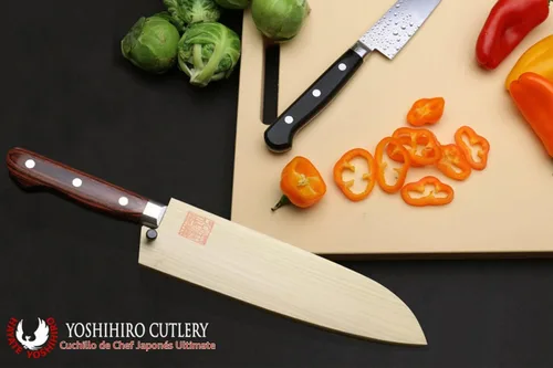 Vista 2 de Yoshihiro Protector magnético de hoja de madera de roble Saya para Santoku (7.087 in)7in
