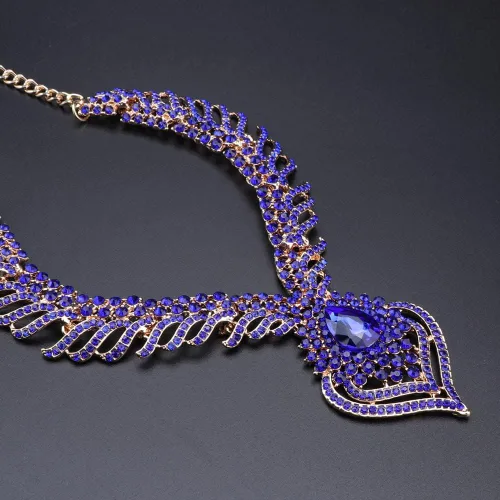 Vista 4 de Collar con colgante de corazón de diamantes de imitación de cristal de moda para mujer, accesorios de fiesta de boda nupcial