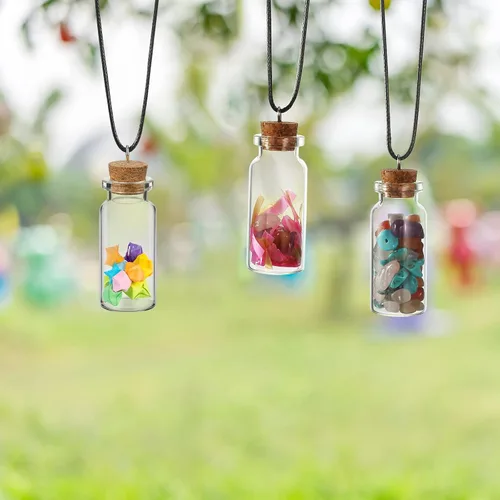 Vista 6 de Sawysine Juego de 50 mini botellas de vidrio de 0.3 fl oz con collar de corcho, frasco pequeño de botella de deseos, cordón encerado, tornillos