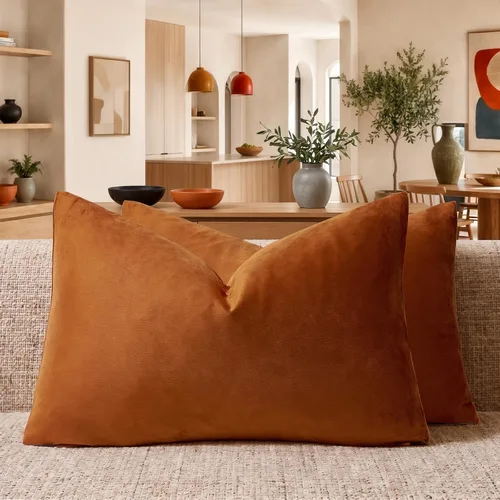 Vista 78 de GIGIZAZA Juego de 2 fundas de almohada doradas de terciopelo de 20 x 20 pulgadas para sofá Almohadas para sofá, tela texturizada suave de 9.88