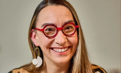 Vista 3 de eyebobs Paradox - Lentes de lectura prémium para mujeres y hombres Gafas hexagonales