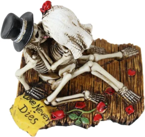 Vista 4 de Ebros Gift Love Never Dies Castaway Sea Stranded Wedding Skeleton Pareja Sexo en la playa Figura Día de los Muertos Halloween Decorativo San