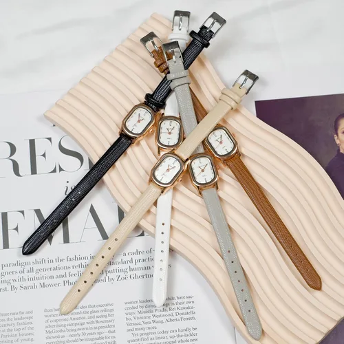 Vista 8 de Luxury Women's Analog Leather Strap Watch with Rose Gold-Tone Hands Square Watch & Round Watch