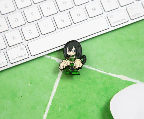 Vista 5 de JUST FUNKY My Hero Academia Looksee Mystery Blind Box, Tsuyu Asui Incluye 5 coleccionables temáticos