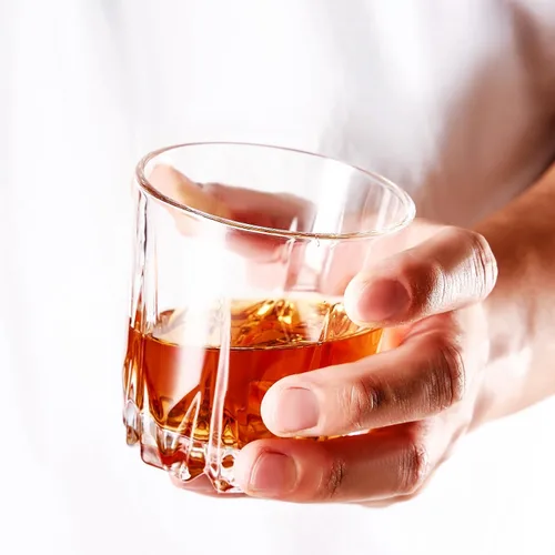 Vista 5 de GLASKEY Juego de 4 Vasos de Whisky, Vaso Old Fashioned de Cristal Sin Plomo, Vasos Tumbler Escoceses para Beber Bourbon, Coñac, Whisky Irlandés