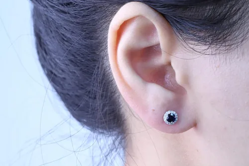 Vista 4 de Gin & Grace Pendientes de zafiro azul genuino de oro blanco de 14 quilates para mujer con diamantes Zafiro en forma ética, auténtica y orgánica