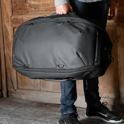 Vista 8 de Peak Design Mochila de Viaje Duffelpack 45-65L, Negro, Mochilas de viaje