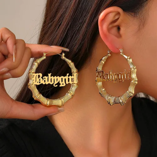 Vista 2 de Aretes de aro de bambú chapados en oro de 18 quilates para mujer, diseño de corazón redondo grande, estilo ghetto de los años 8090, accesorios