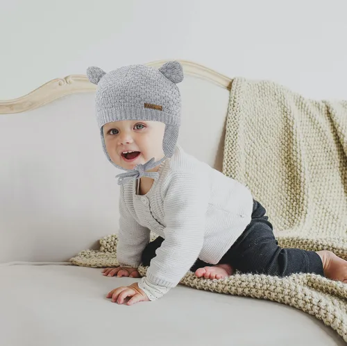Vista 6 de Bestjybt Gorro de bebé, lindo oso con orejeras y forro polar, gorro cálido para otoño e invierno