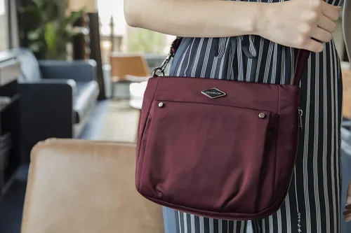 Vista 2 de Travelon Anti-Theft Parkview Expansion Crossbody