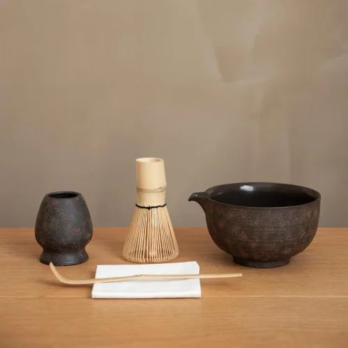 Vista 13 de Juego de 6 batidores japoneses de matcha, hecho a mano con cuenco (chawan), batidor de bambú (Chasen) y soporte, cuchara, tamiz y toalla de té, kit