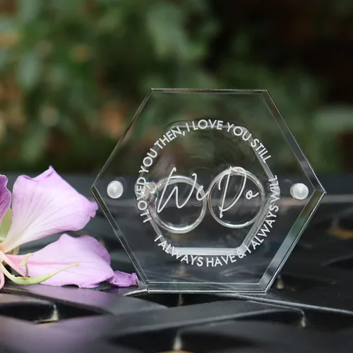 Vista 4 de Cajas grabadas para anillos de boda para ceremonia, caja de acrílico para compromiso de propuesta de boda (Hexágono D)