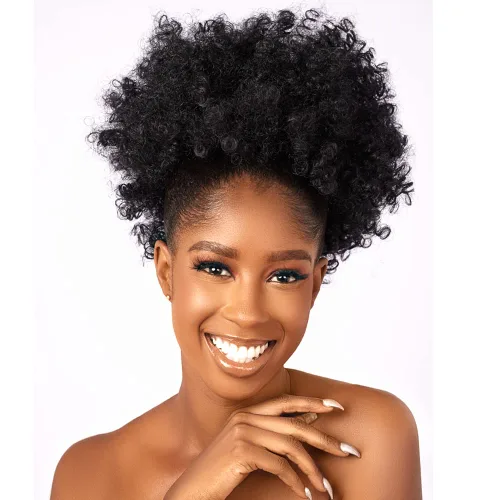 Vista 10 de Extensión de cola de caballo rizada con cordón para mujeres negras, extensiones de cabello sintético corto afro kinkys rizado con dos clips (1#)
