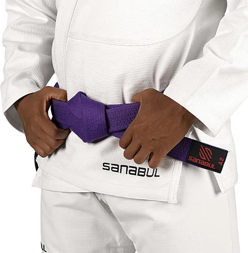 Vista 4 de Sanabul Cintos para Jiu Jitsu BJJ brasilero Profesional.