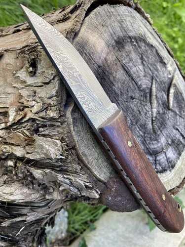 Vista 7 de Venta - Cuchillo de caza de Damasco hecho a mano personalizado Hermoso cuchillo de Bushcraft con funda y sacapuntas de cuchillo