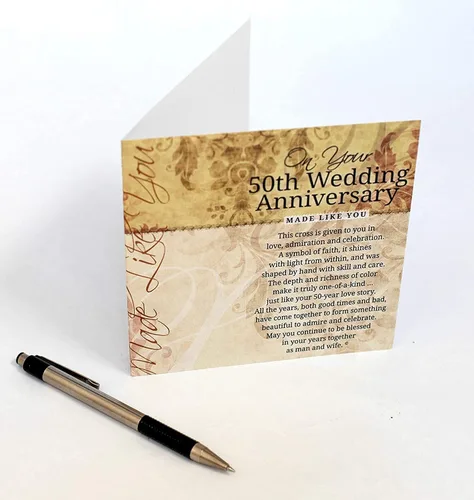 Vista 3 de The Grandparent Gift Co. Cruz de cristal hecha a mano con deseos de aniversario de boda 50 50TH