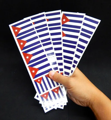 Vista 3 de 40 pegatinas extraíbles: bandera de Cuba: recuerdos de fiesta cubana, calcomanías Favores de fiesta cubana, calcomanías