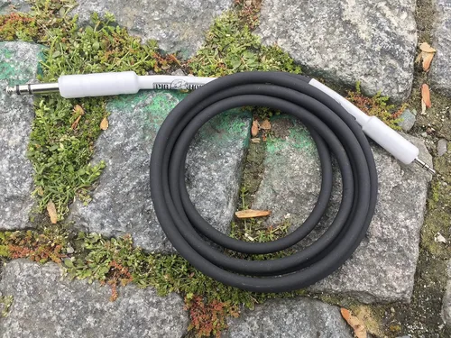 Vista 2 de Pig Hog PX48J3 1/4" TRS a 0.138 in Mini cable de instrumento, 3 pies