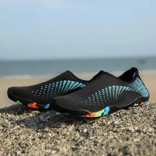 Vista 3 de KXDFDC - Zapatos de agua para hombre para mujer, tenis de natación para niños, sandalias de playa al aire libre, aguas arriba, secado rápido, río