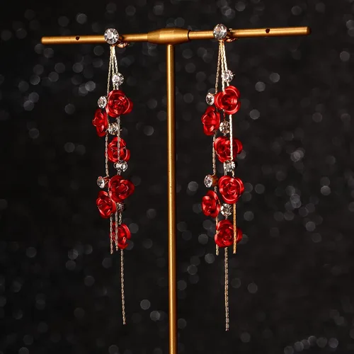 Vista 5 de Sureio Tiaras de rosas rojas para novia, coronas de reina, collares largos personalizados, aretes colgantes de flores de rosa, joyería de flores