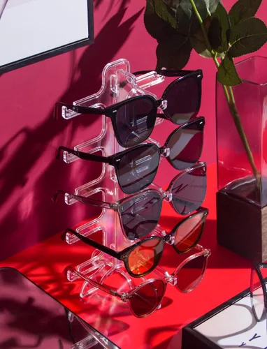 Vista 4 de Coward Caja organizadora de gafas de sol, estuche de terciopelo negro con tapa de vidrio transparente para uso doméstico o tienda tienda show