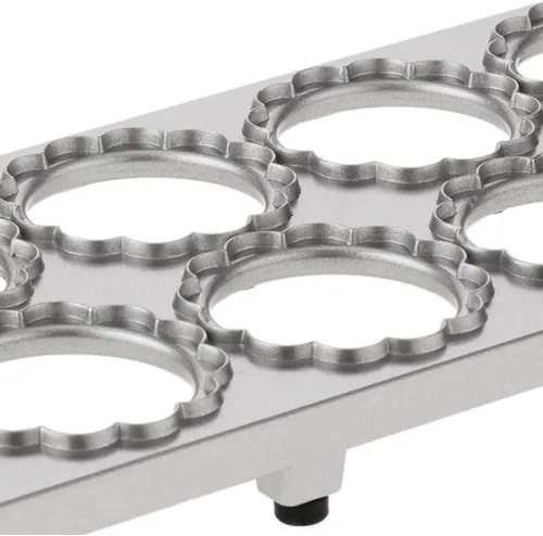 Vista 5 de Fox Run Máquina para Hacer Ravioles en Forma de Flor, de Aluminio, Hace 12 Ravioles en Forma de Flor de 1.5