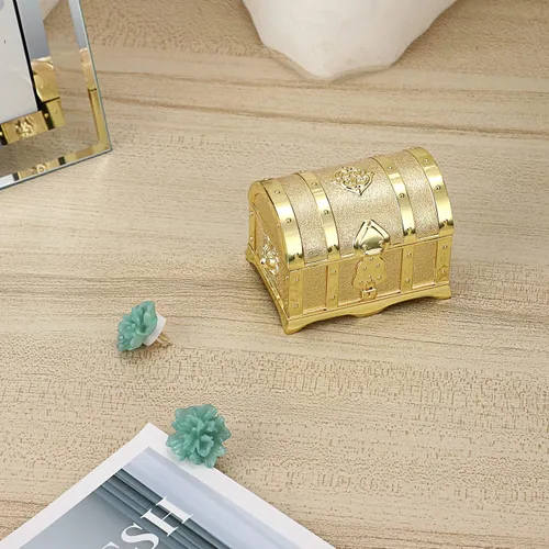 Vista 9 de Hipiwe Joyero de metal vintage con diseño de cofre del tesoro, aretes de anillo pequeño, collar de recuerdo para niñas, mujeres y mujeres, dorado