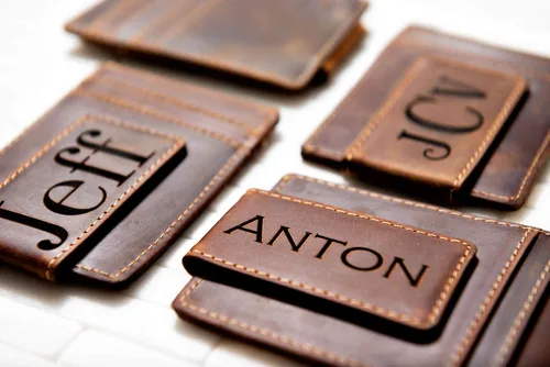 Vista 6 de Personalized Leather Magnetic Money Clip The Sanibel by Left Coast Original