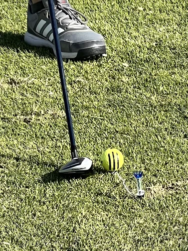 Vista 7 de VISUALIZE Marcador de pelotas de golf Tri-Line - Precisión mejorada para putts y unidades - Ayuda de alineación con rotuladores