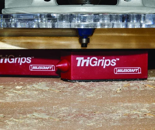 Vista 3 de Milescraft 1600 TriGrips - Pinzas de trabajo en forma de triángulo, para carpintería, pintura, elevación y nivelación, pack de 4