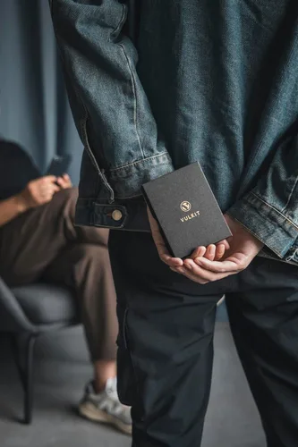 Vista 7 de VULKIT Cartera con tarjetero con bolsillo para monedas, cierre magnético, tarjetas desplegables con ventana para identificación, cartera de cuero