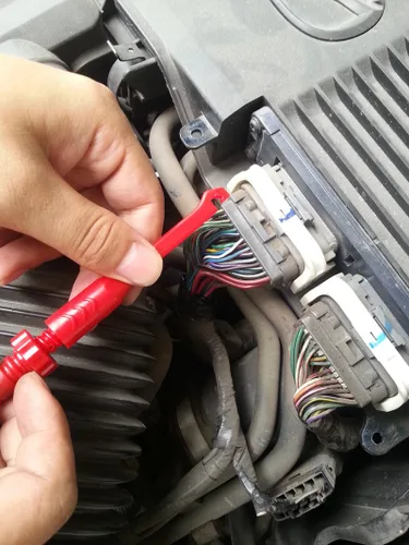 Vista 6 de Juego de 2 cables de prueba de multímetro, clip de sonda de perforación de alambre eléctrico, sondas traseras de aislamiento automotriz con enchufe