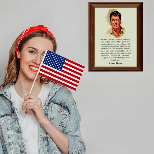 Vista 5 de AMERICAN LUXURY GIFTS Ronald Reagan Only One Way Quote - Arte de pared inspirador patriótico para oficina, cueva de hombre, aula, impresión sin