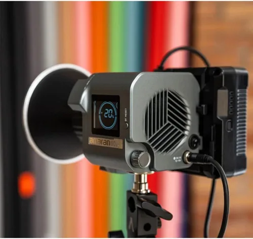Vista 3 de Aputure Amaran 60D S, Luz de vídeo LED COB Luz del día Amaran 60D, Luz LED de vídeo COB de 60W 5600k Control de aplicación Bluetooth 8 efectos