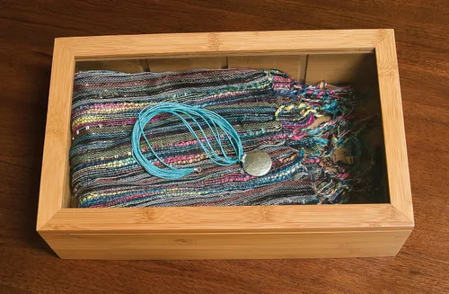 Vista 6 de Lipper International Caja de té de madera de bambú con tapa transparente, 8 compartimentos, 12-1/2" x 7-1/2" x 3-5/8