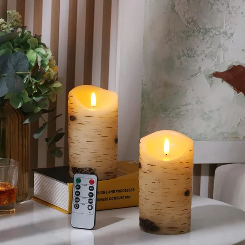 Vista 4 de Velas sin llama LED con efecto de corteza de abedul, juego de 2 (D: 3.25" X H: 6") Velas de pila de cera real color marfil con llama LED danzante