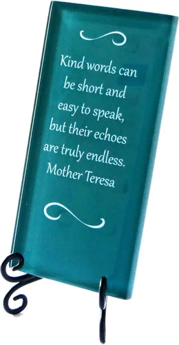 Vista 2 de Placa de cristal inspiradora con cita de Madre Teresa: sobre la importancia de la bondad. Agradece a alguien por su aliento hoy. Incluye caballete